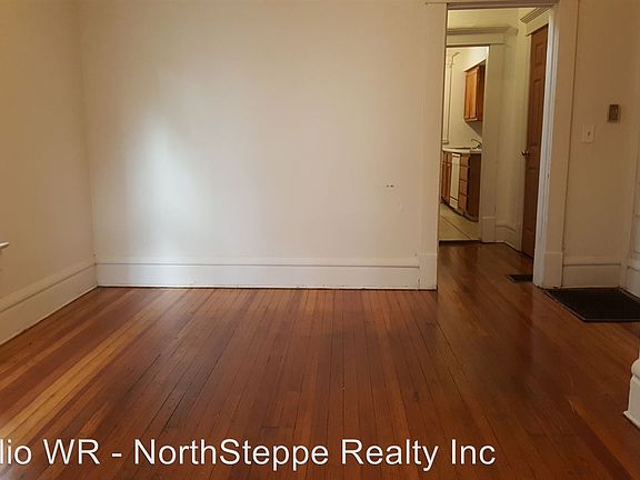 4th image of 51 W Blake Ave