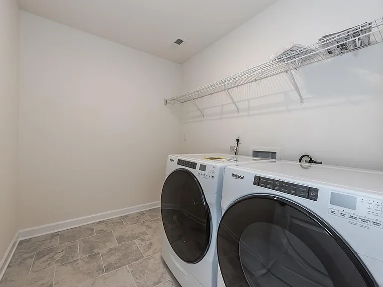 2018 Poplar Ridge Dr — Photo 37