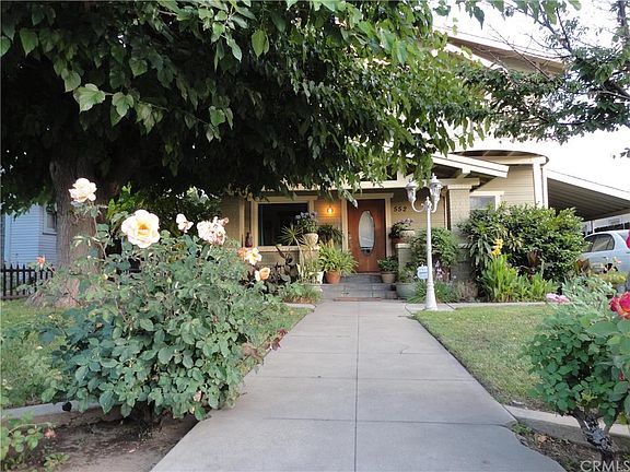 2nd image of 552 Lynn Haven Ct