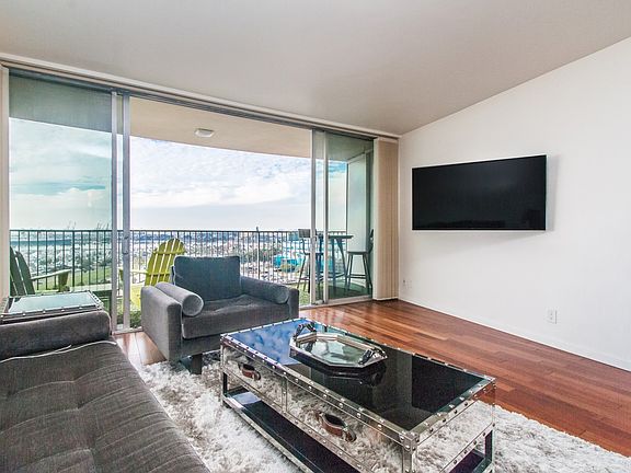 3rd image of 700 E Ocean Blvd Unit 2007