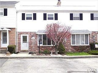 2nd image of 5047 Shawnee Blvd