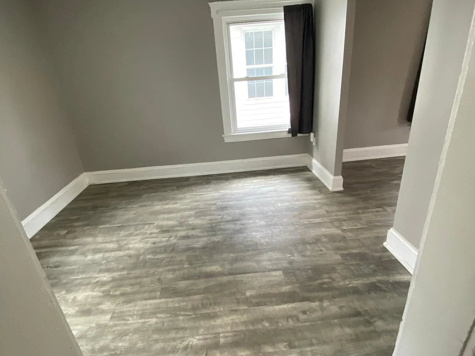 1455 Ridgewood Ave — Photo 4