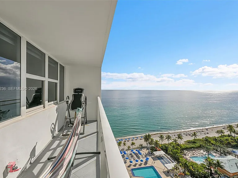 2030 S Ocean Dr #2018 — Photo 5