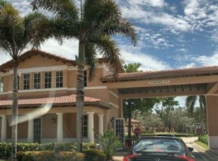 710 SW 147th Ave, Pembroke Pines, FL 33028