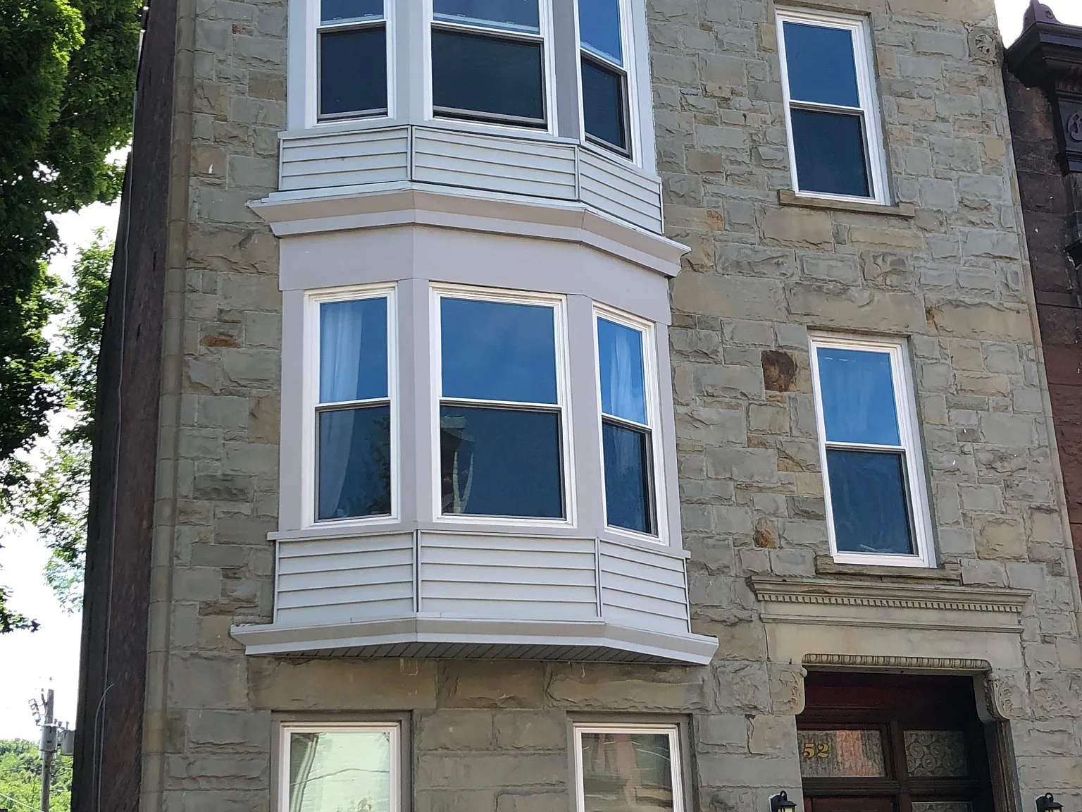 3 bed, $1,850 — Photo 1