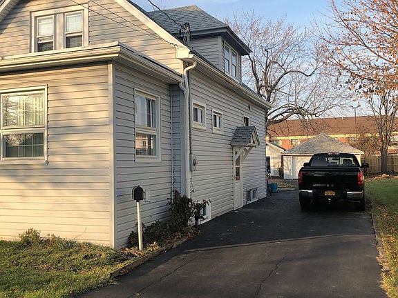 2nd image of 40 W Sobieski Ave