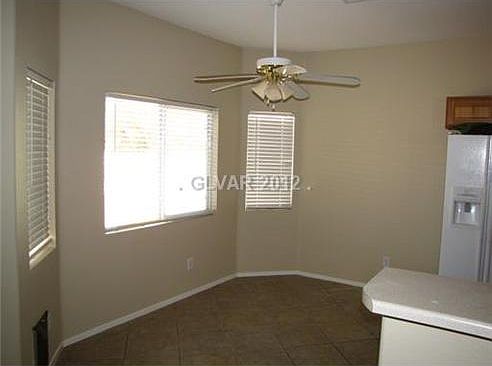 5th image of 2415 Belt Buckley Dr