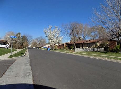 2nd image of 1452 W Elsie Dr