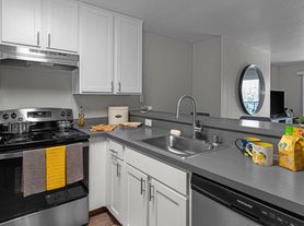 The Crest Pleasant Hill