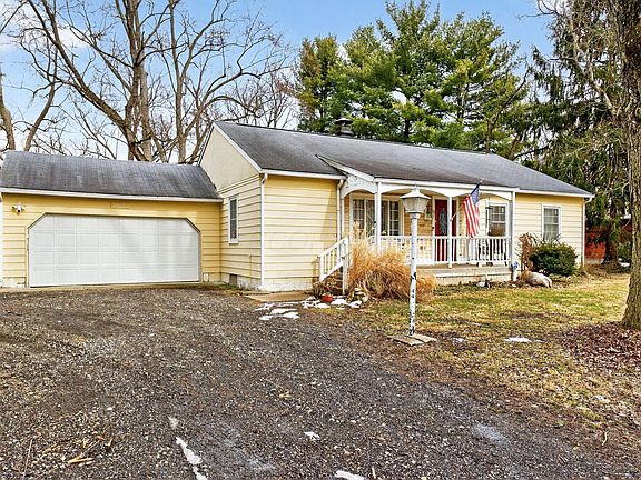 2nd image of 4628 Wyandotte Dr