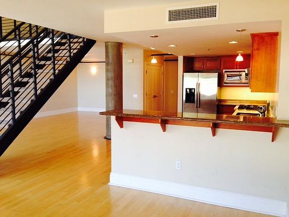 5th image of 1 Bluxome St APT 307