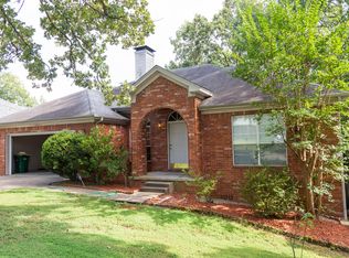 12213 Cherryside Dr, Little Rock, AR 72211