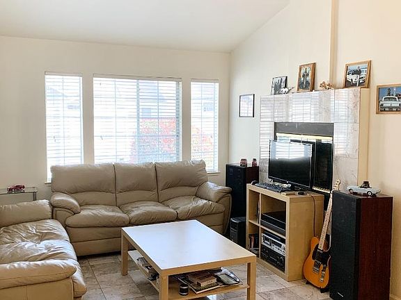4th image of 6141 Thicket Way