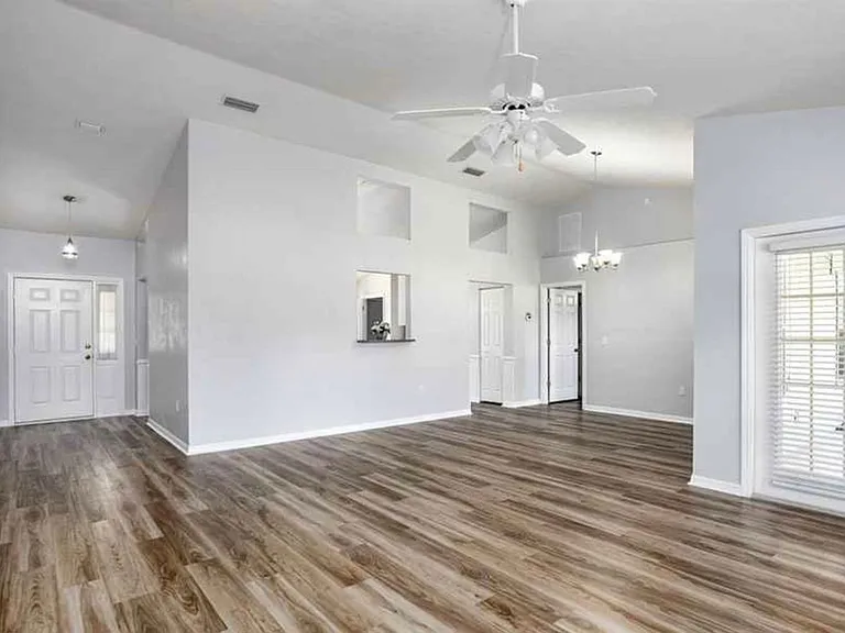 1029 NW 90th Dr — Photo 5