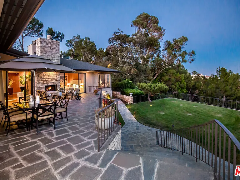 1131 Miradero Rd — Photo 35