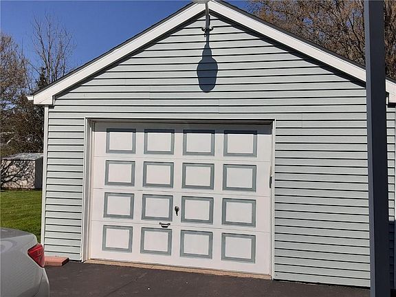 3rd image of 3505 Ellsworth Ave