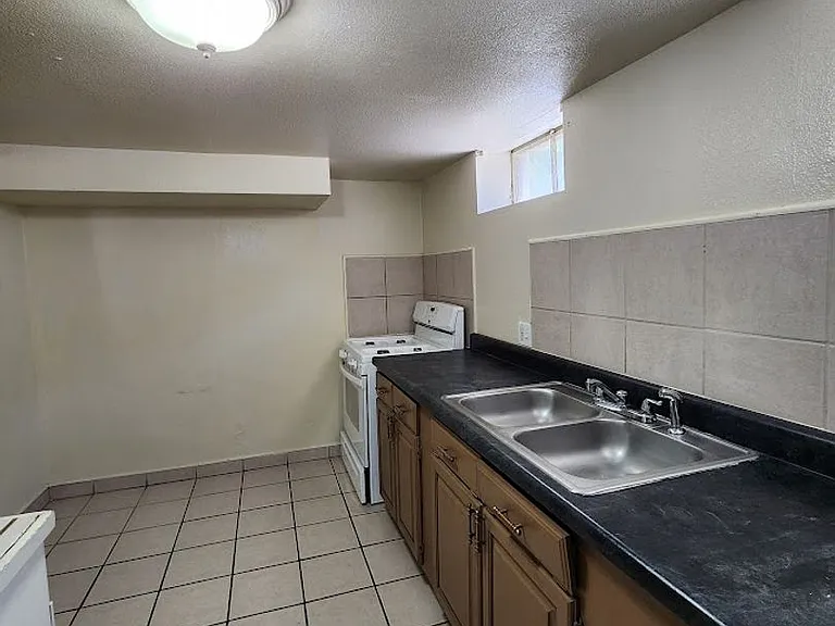 1225 Upham St — Photo 20