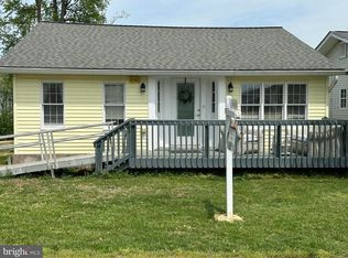 4040 9th St, North Beach, MD 20714