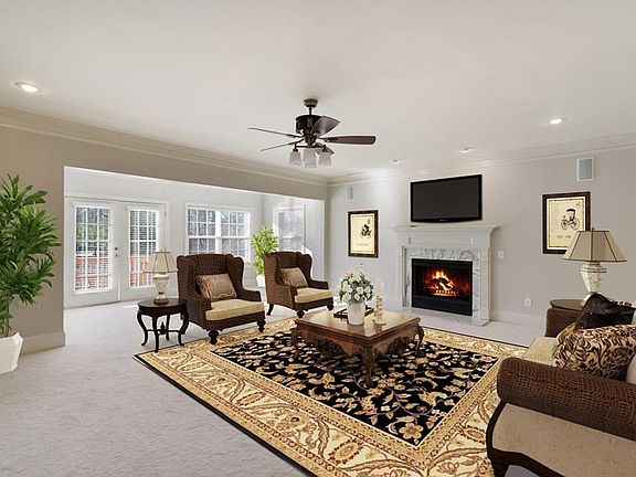 2nd image of 173 Orchard Park Dr