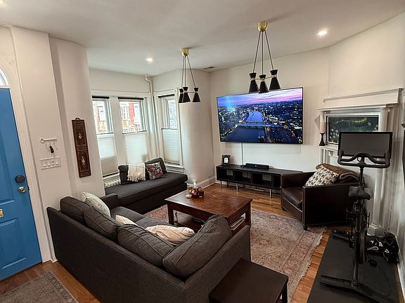 5th image of 768 Harvard St NW