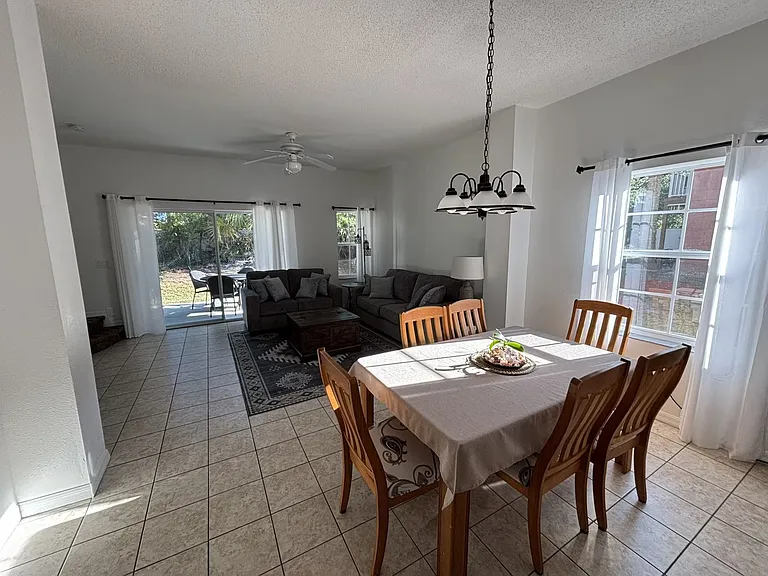 1037 Park Ridge Cir — Photo 28