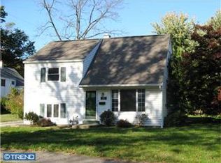 729 Cedar Dr, Phoenixville, PA 19460