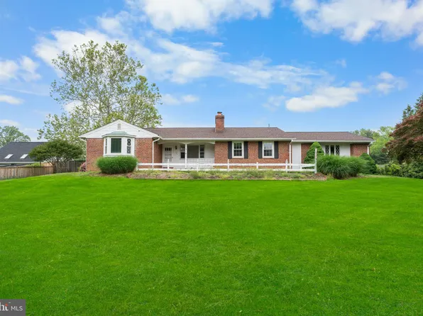 9201 Rosemont Dr, Gaithersburg, MD 20877