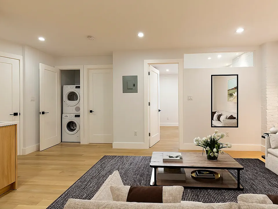 138 Union St #2R