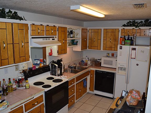 4th image of 1784 Hudson Cir S