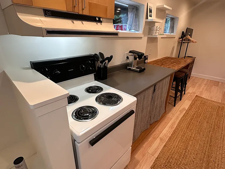 1624 Glacier Ave #B — Photo 17