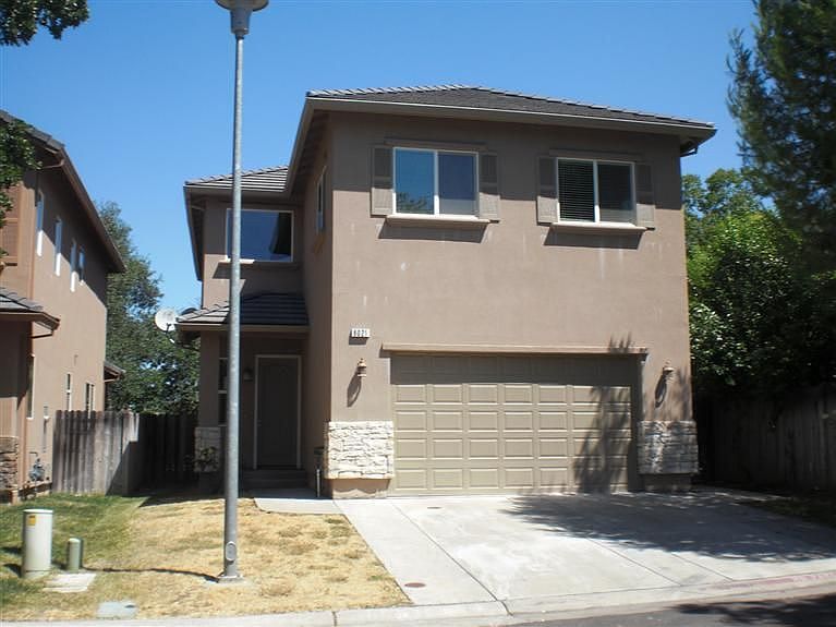 1st image of 8021 Doral Ct