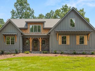 1912 Corral Rd, Signal Mountain, TN 37377