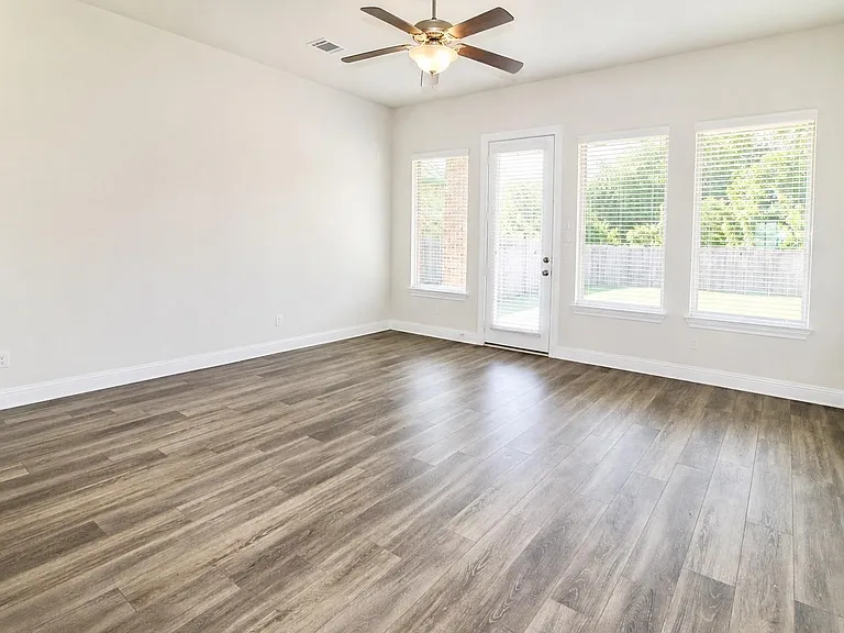 10919 Texas Rose Dr — Photo 3