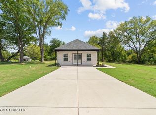 43 Mockingbird Rd, Byhalia, MS 38611