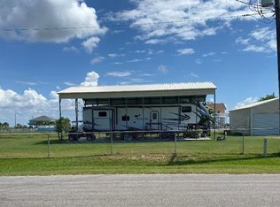 1128 Canal E, Crystal Beach, TX 77650