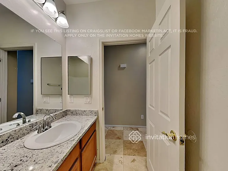13607 W Acapulco Ln — Photo 21