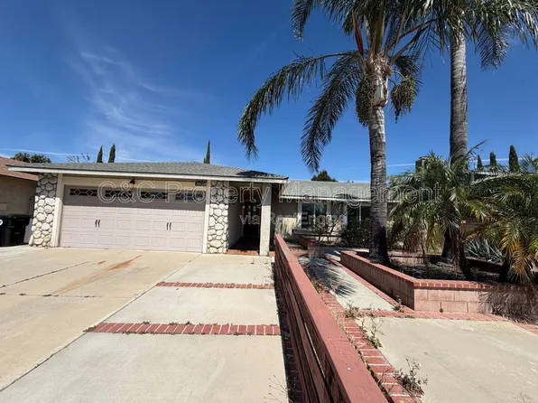 18120 Raymond Ct, Fontana, CA 92336