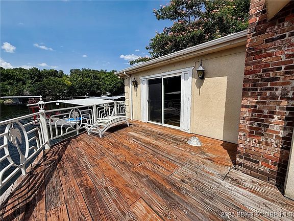 3rd image of 436 Putt N Bay Dr