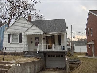 1st image of 653 Coralie Ave