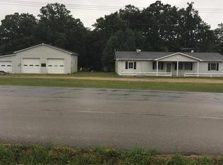 11678 Old 8 E, Mineral Point, MO 63660