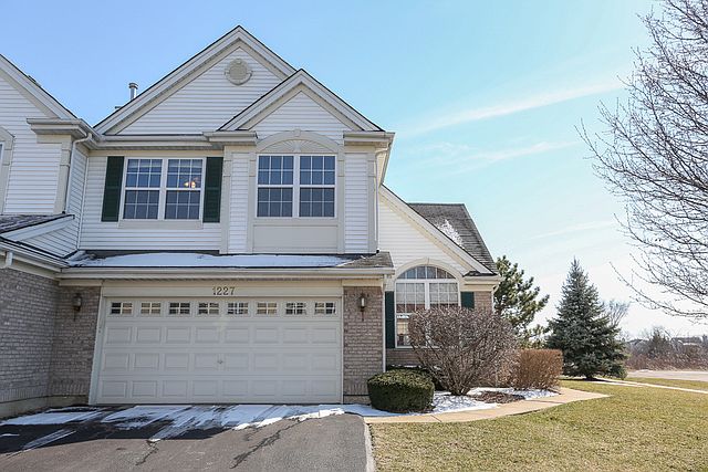 1st image of 1227 Tamarack Dr