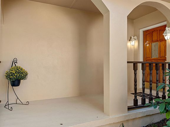 5th image of 3732 Dorset Way