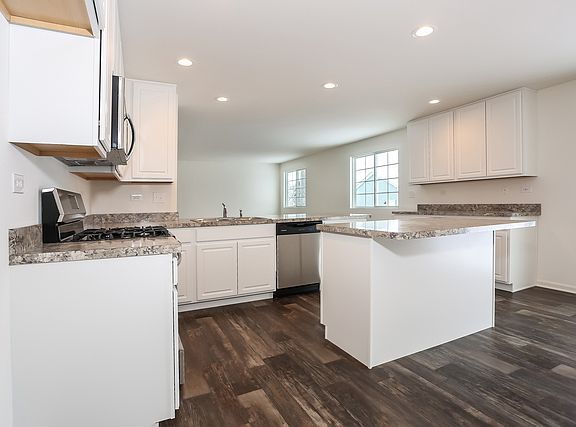 3rd image of 1739 Serenity Ct