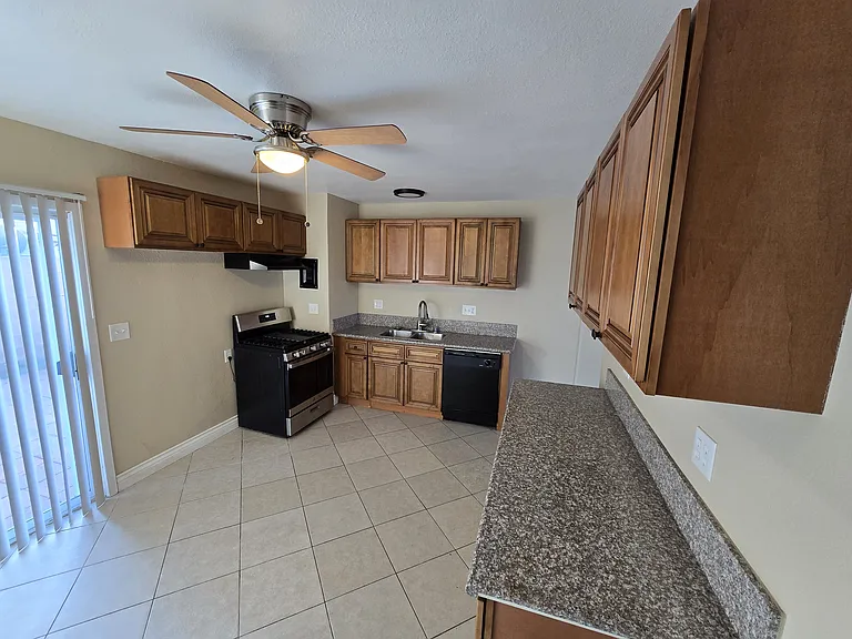 7015 El Dorado Dr — Photo 5