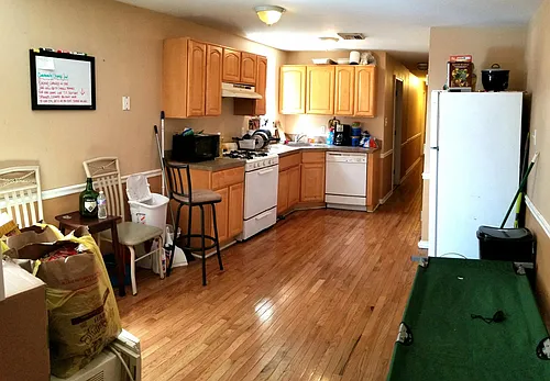 2345 N Park Ave #3 Photo 1