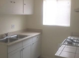 1140 E 6th St, Ontario, CA 91764