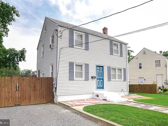 2nd image of 46486 Midway Dr