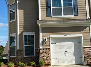 4931 Harris Woods Blvd, Charlotte, NC 28269