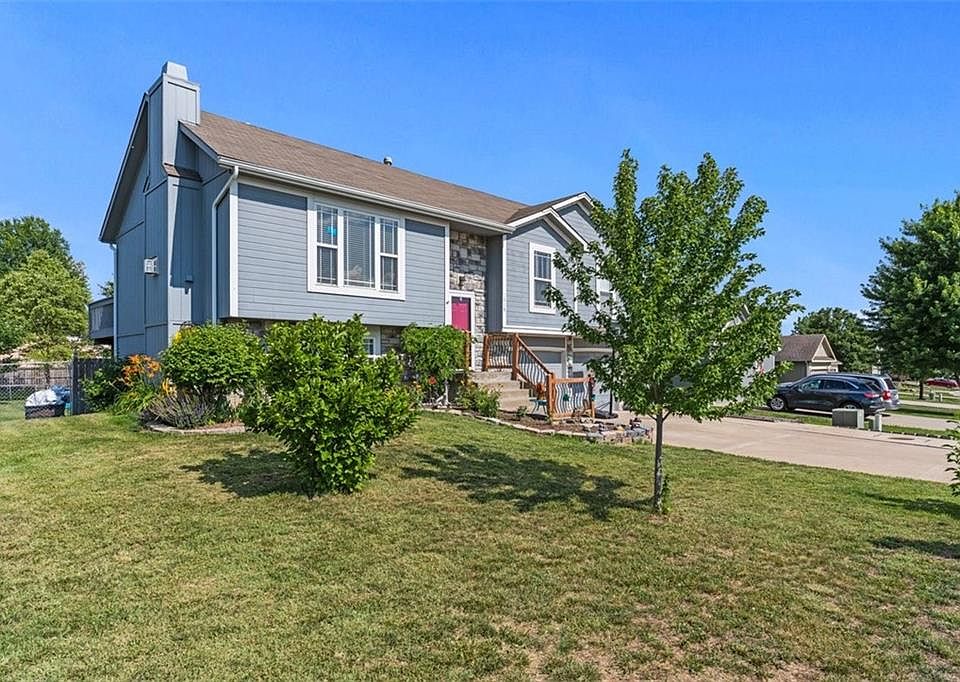 1915 N 156th St, Basehor, KS 66007 Zillow
