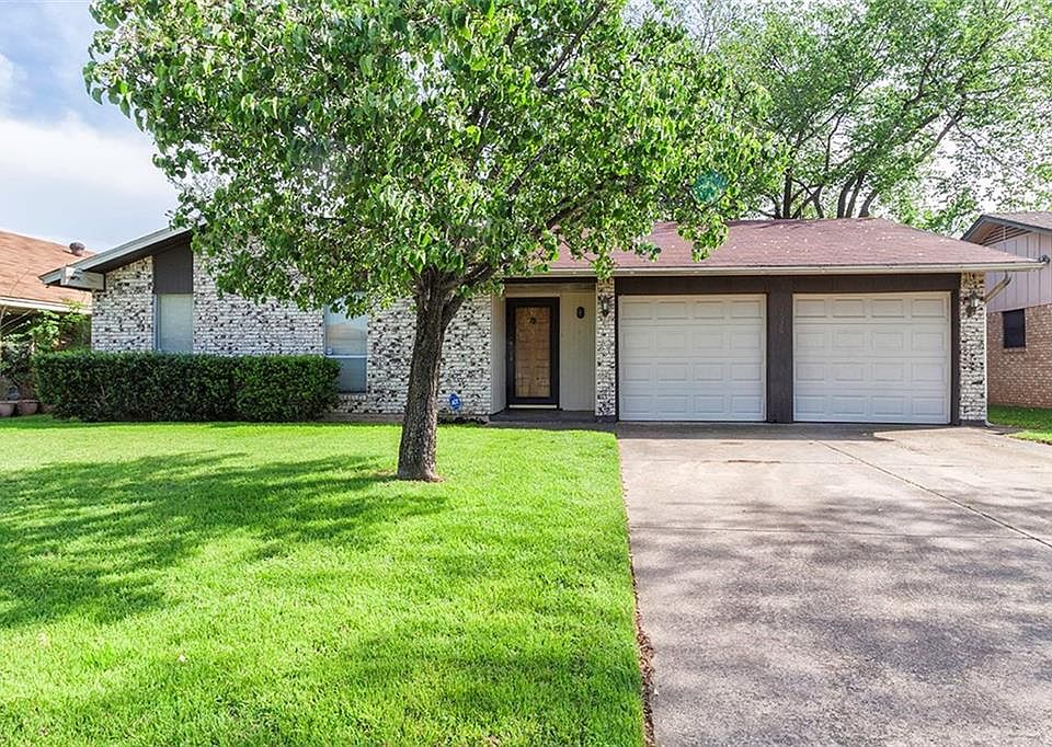 1st image of 1920 Pebblebrook Trl